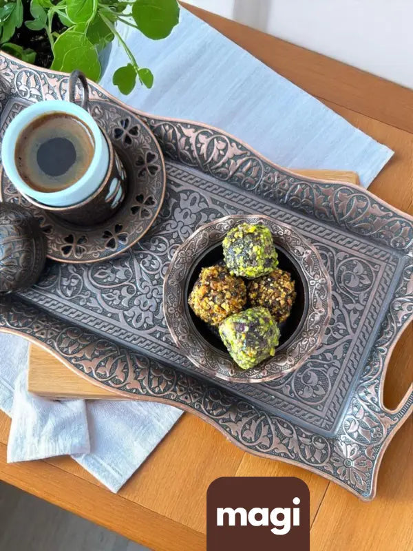 Magi Atom Mix – Antep Fıstığı & Kuru Kayısı Kaplamalı Dutlu Fındık Ezmeli Atıştırmalık | Glutensiz & Rafine Şekersiz | 400g Mağazam